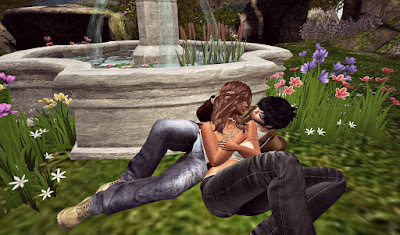 CJ%2BTuscany%2BFountain%2Bwith%2BCouple%2Bof%2BStorks-13_001.png