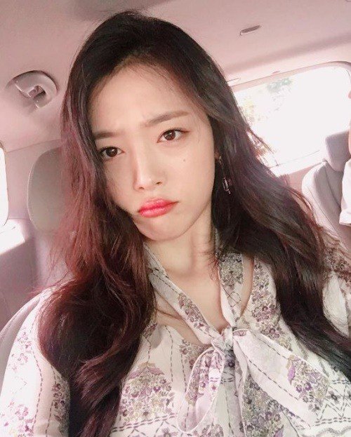 Kim Soo Hyun reps explain why he cried at the screening