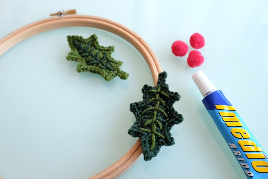 Bastidor-corona-navidad-ganchillo