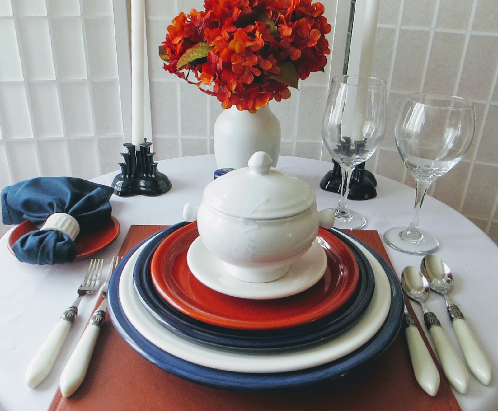Table for One Paprika and Cobalt Fiestaware Table