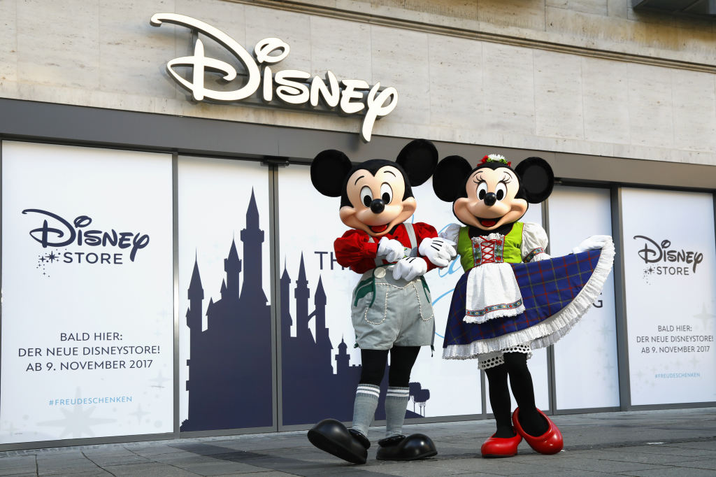 Crazy4film Disney STAR WARS News Disney Store In M nchen Er ffnet Crazy4film Disney STAR WARS News Disney Store In M nchen Er ffnet