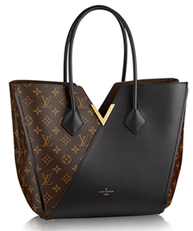 Mulher Com Saco Preto De Vuitton Louis Com Logotipo Dourado E