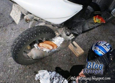 Bagaimana kaki motor masak hotdog