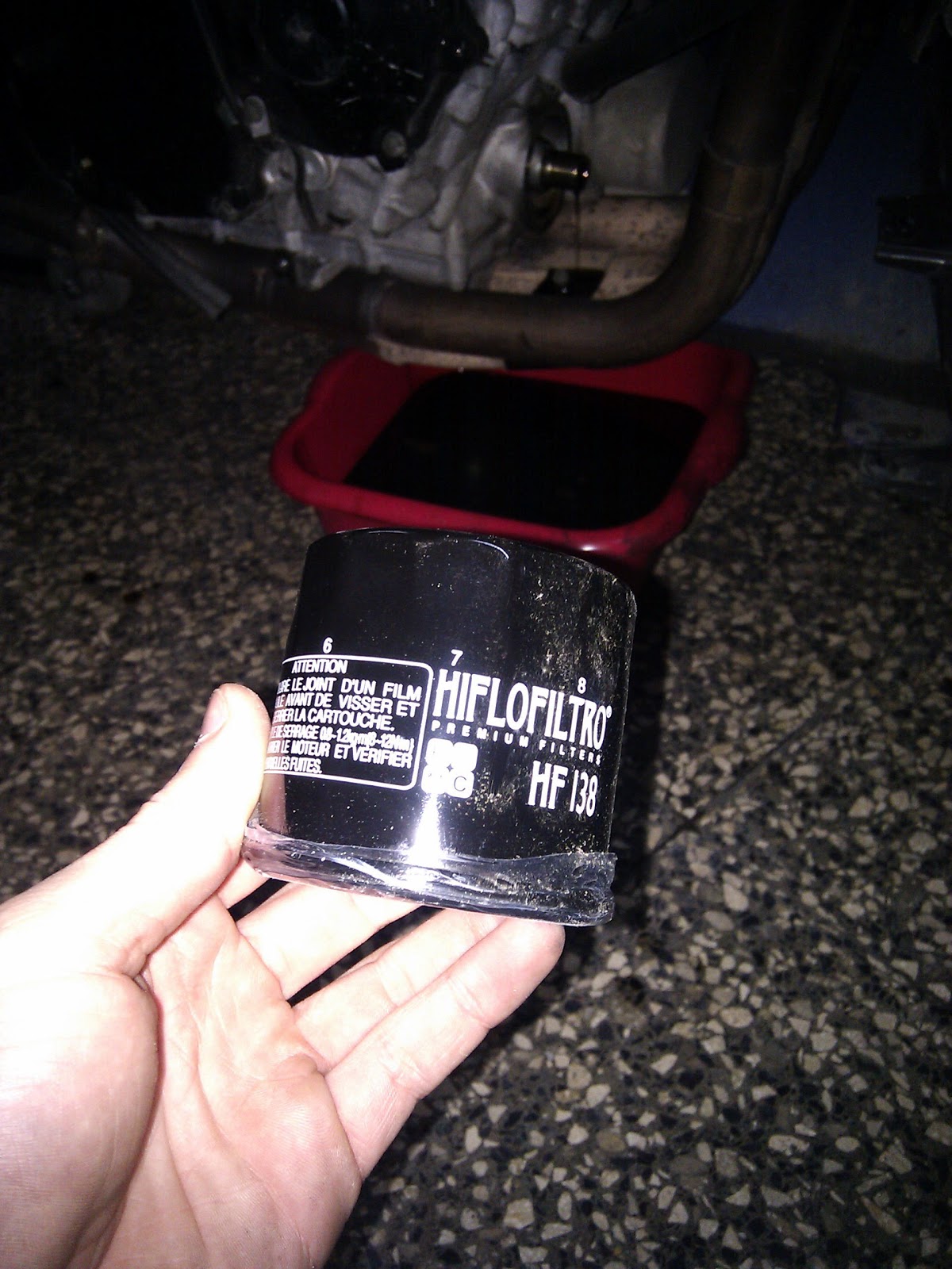 Brico V Cambio de aceite y filtro Suzuki GSXR 600 K4/K5 Emon Egurre Brico V Cambio de aceite y filtro Suzuki GSXR 600 K4/K5 Emon Egurre
