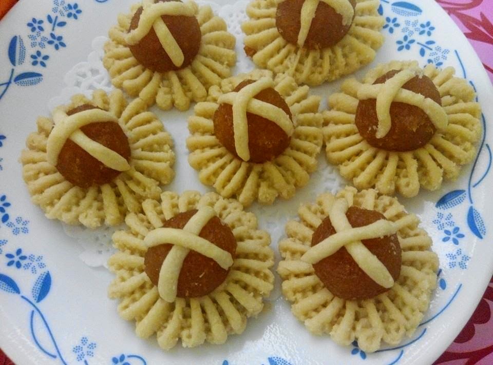 Traditional Pineapple Tarts by Lucinda Lau Baking's Corner