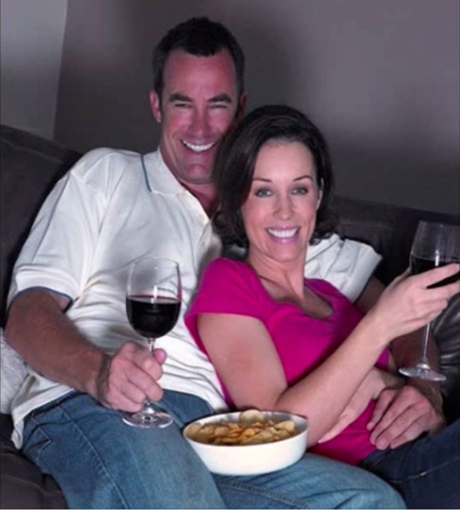 Wife deserved to be punished. Mom cheating husband. Mom cheating husband. Cheating husband cheat. Изменяет парню.