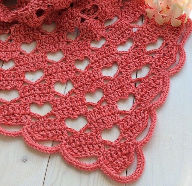 Tina's handicraft : crochet shawl heart stitch shape