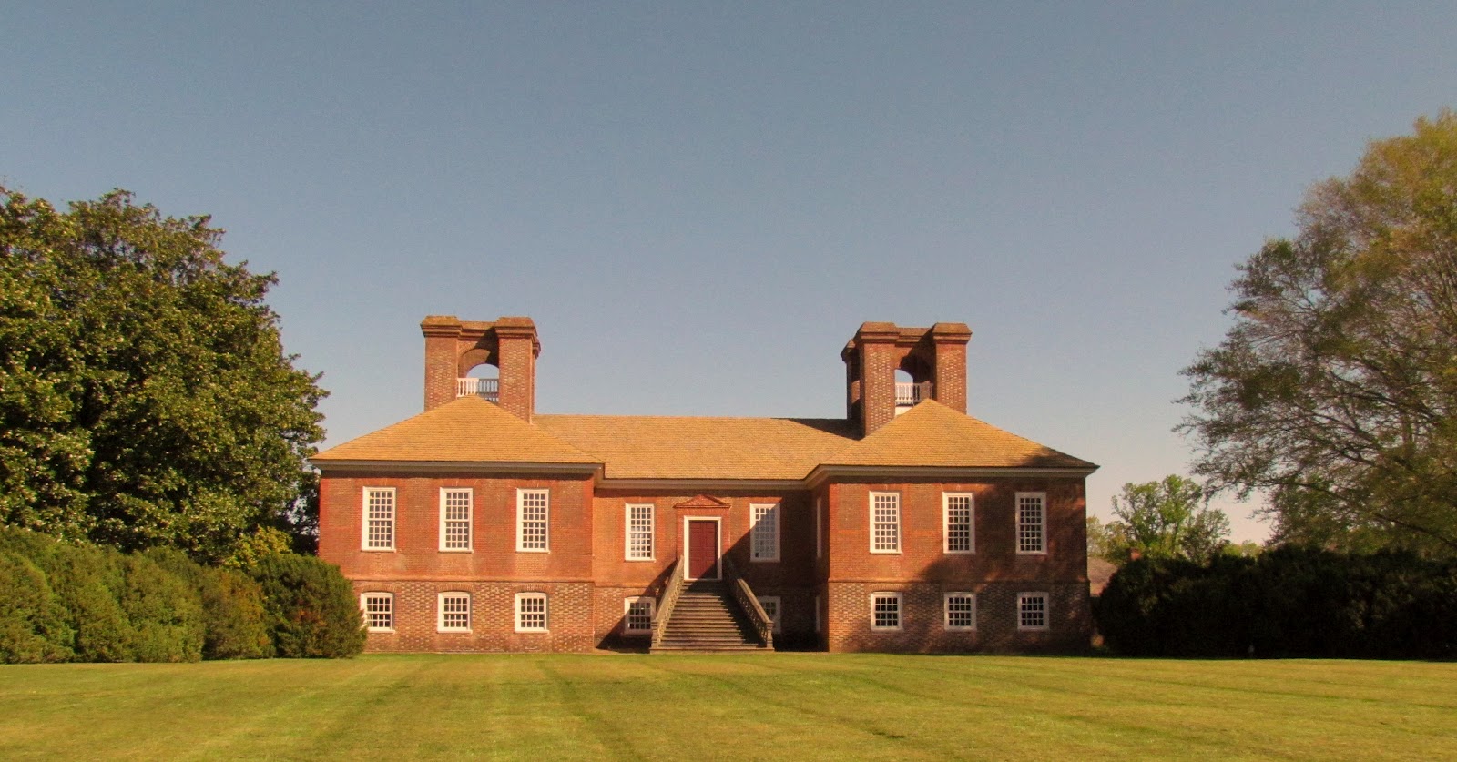 My picture pages Robert E. Lee's Plantation