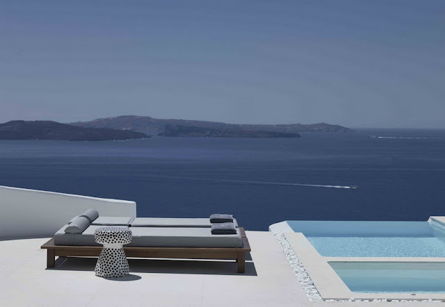 Summer House in Santorini by Kapsimalis Architects
