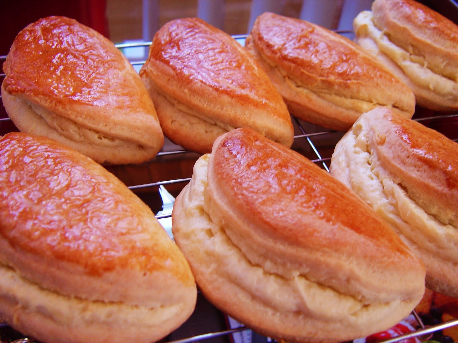 Delicious Sour Cream Pockets