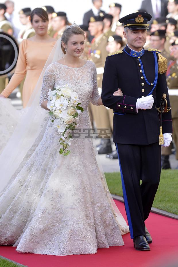 Princess Stéphanie Of Luxembourg Cathedral Wedding Gown And Tiara Princess Stéphanie Of Luxembourg Cathedral Wedding Gown And Tiara