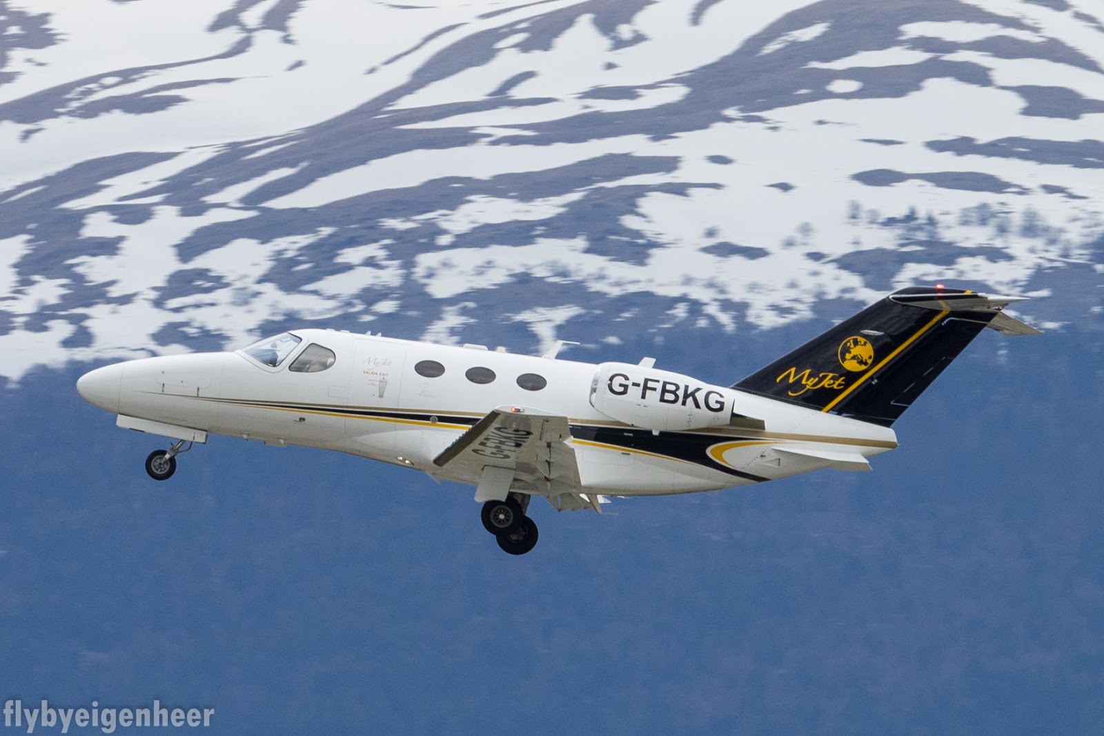 FLUGZEUGE Privatjets etc GFBKG Cessna 510 Citation