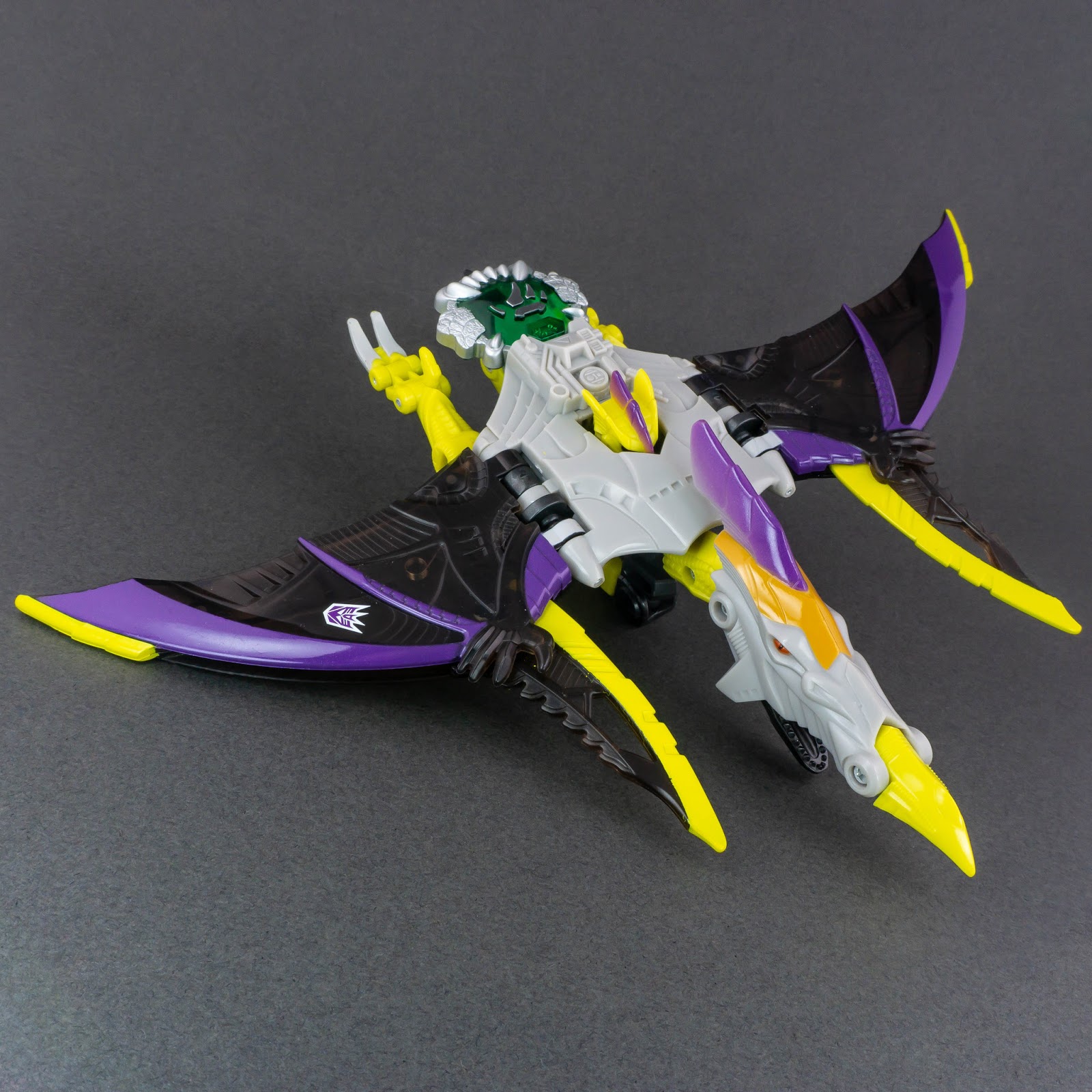 Transformers Cybertron Brimstone Pteranodon mode with Force Chip weapons deployed
