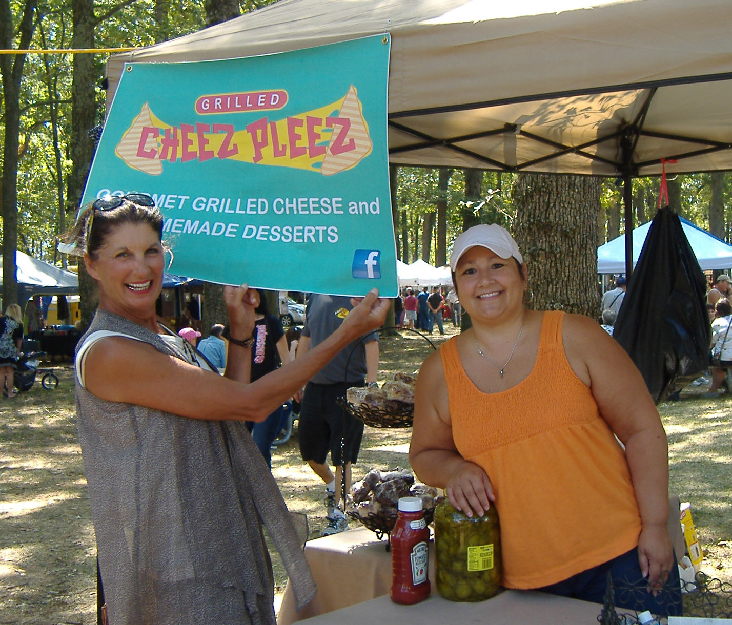 Paris Landing Tourism League Arts & Crafts Kind of Weekend