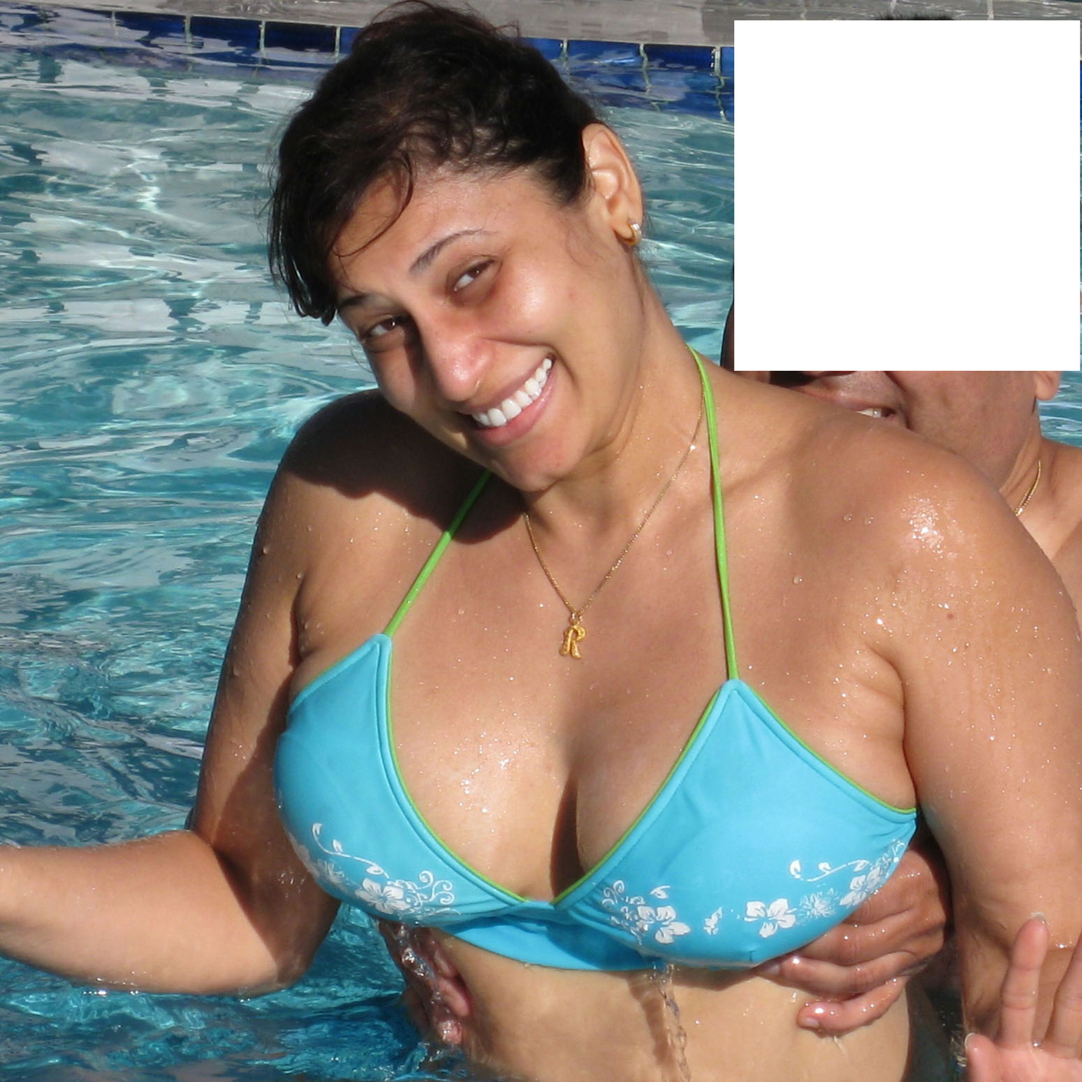 1549px x 1549px - Me N My Likes Indian Bhabhi In Swimming Pool Wearing BikiniSexiezPix Web  Porn