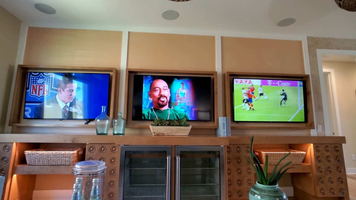 28 Photos vs. Model Home for Sale | Luxury Home in Santa Clarita, CA vs. Interior Design Tour