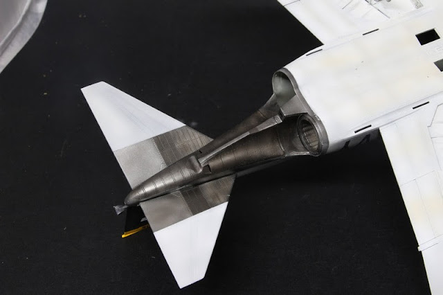 Montage pas à pas du F-4B Phantom II d'eduard au 1/48. F-4B Phantom II,Eduard 1/48, Réalisation de la tuyère.