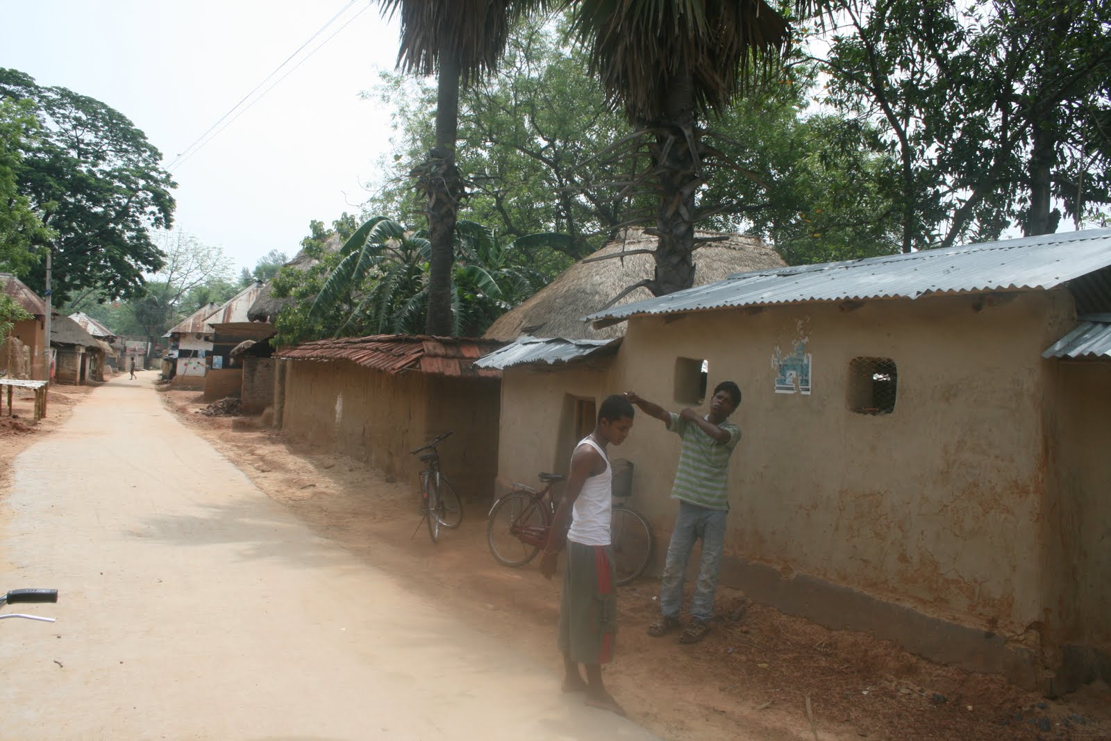 AAKILAARSI INITIATION OF THE BAMBOO PAPER MAKING WORKSHOP IN PEARSON 