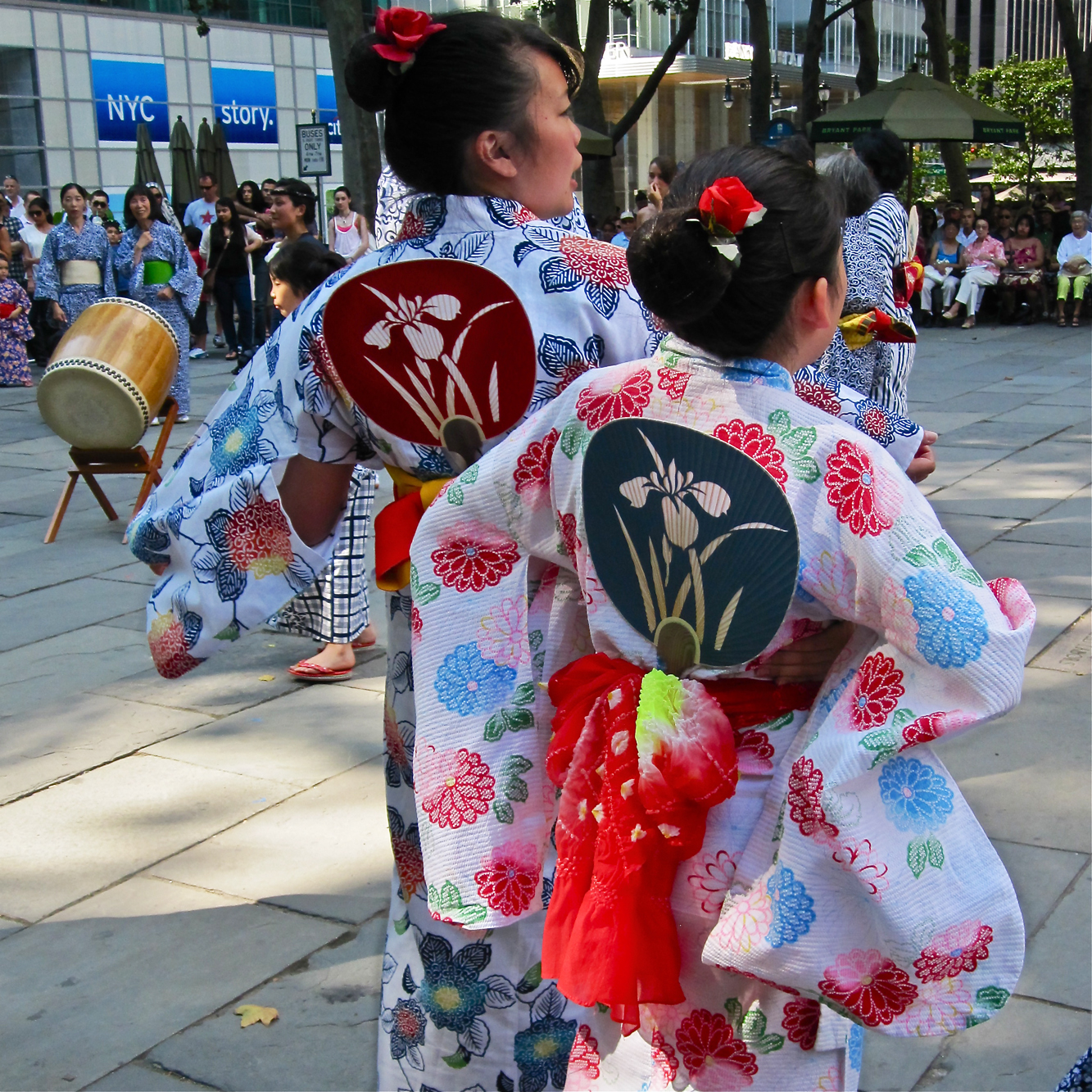 Japanese Celebration UCHIWA Kimono Yukata Hand Held Dancing Fan Matsuri Blue 