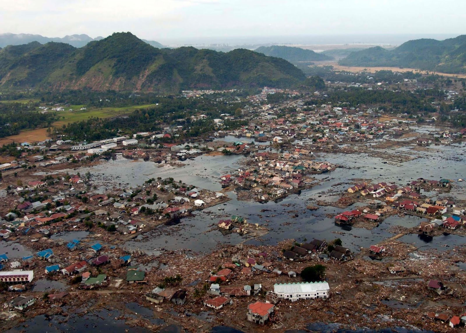 The Papua New Guinea Tsunami, 20 years on by Prof Dave Tappin