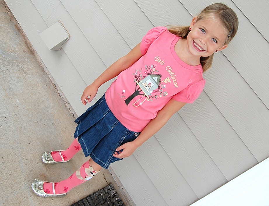 Super Cute 2nd Grade Girl Super Cute 2nd Grade Girl