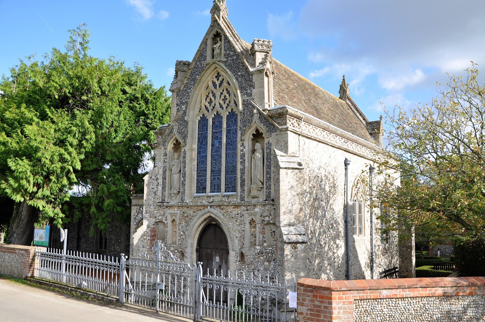 Orbis Catholicus Secundus Sights & Sounds