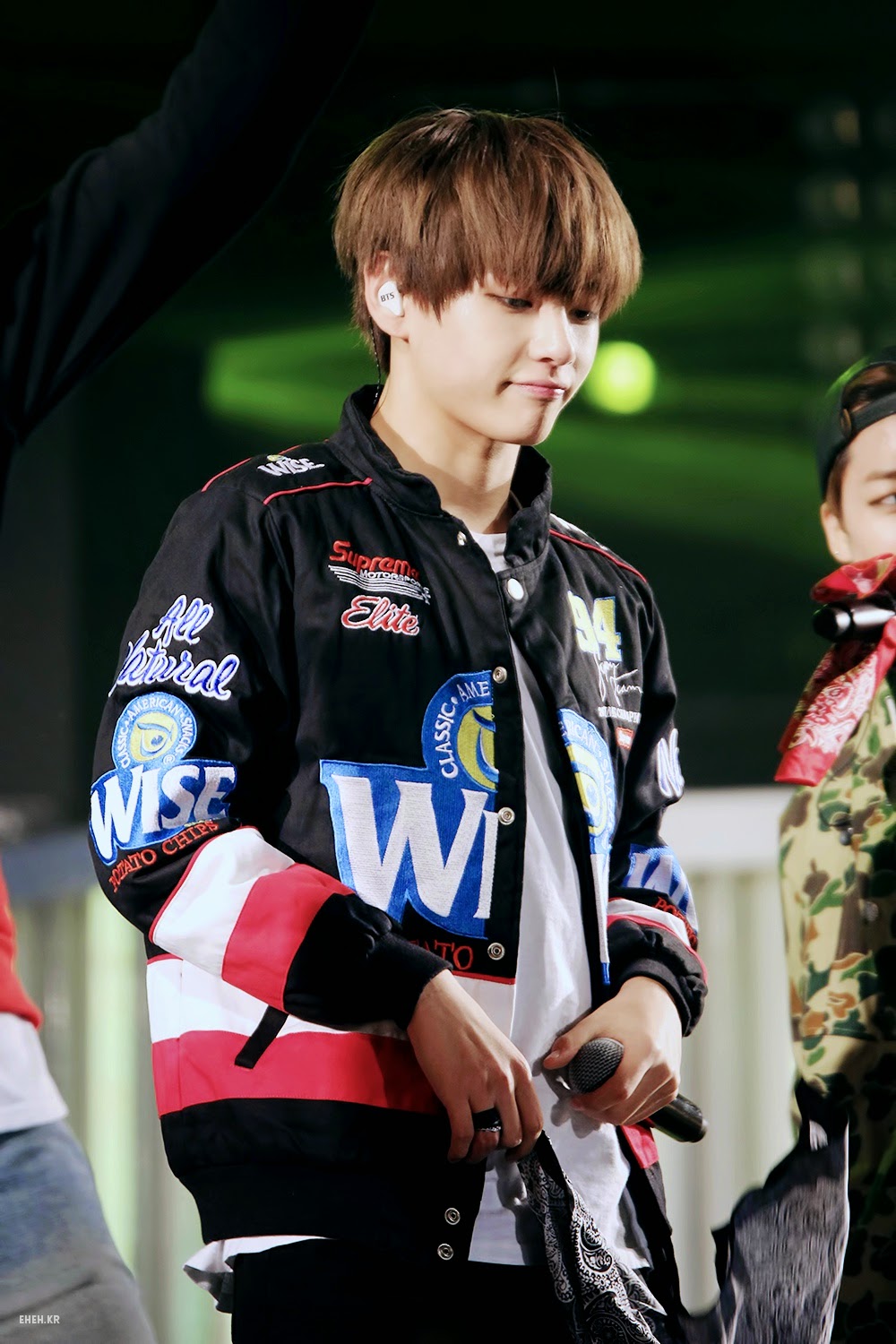 Kim Taehyung ♥ 150101 Countdown Concert