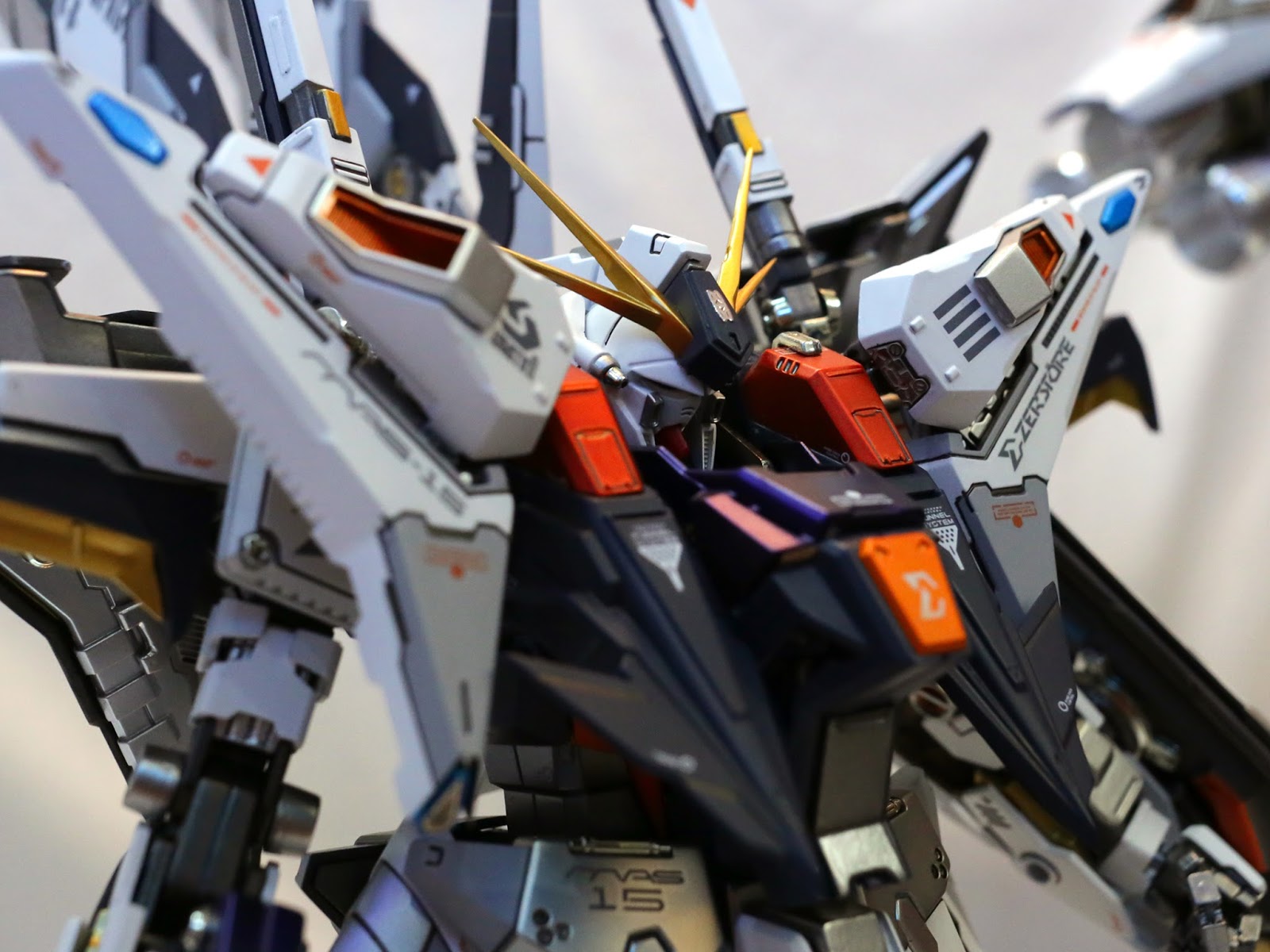 Custom Build 1/100 RX105 XI Gundam + Full Led Mod