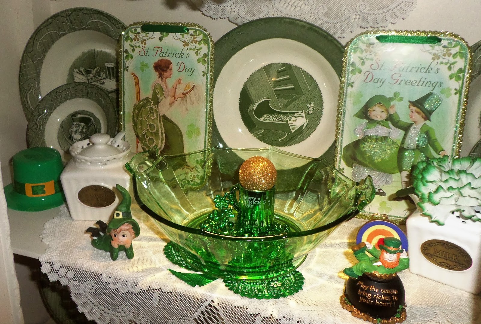 vintage st patricks day decor
