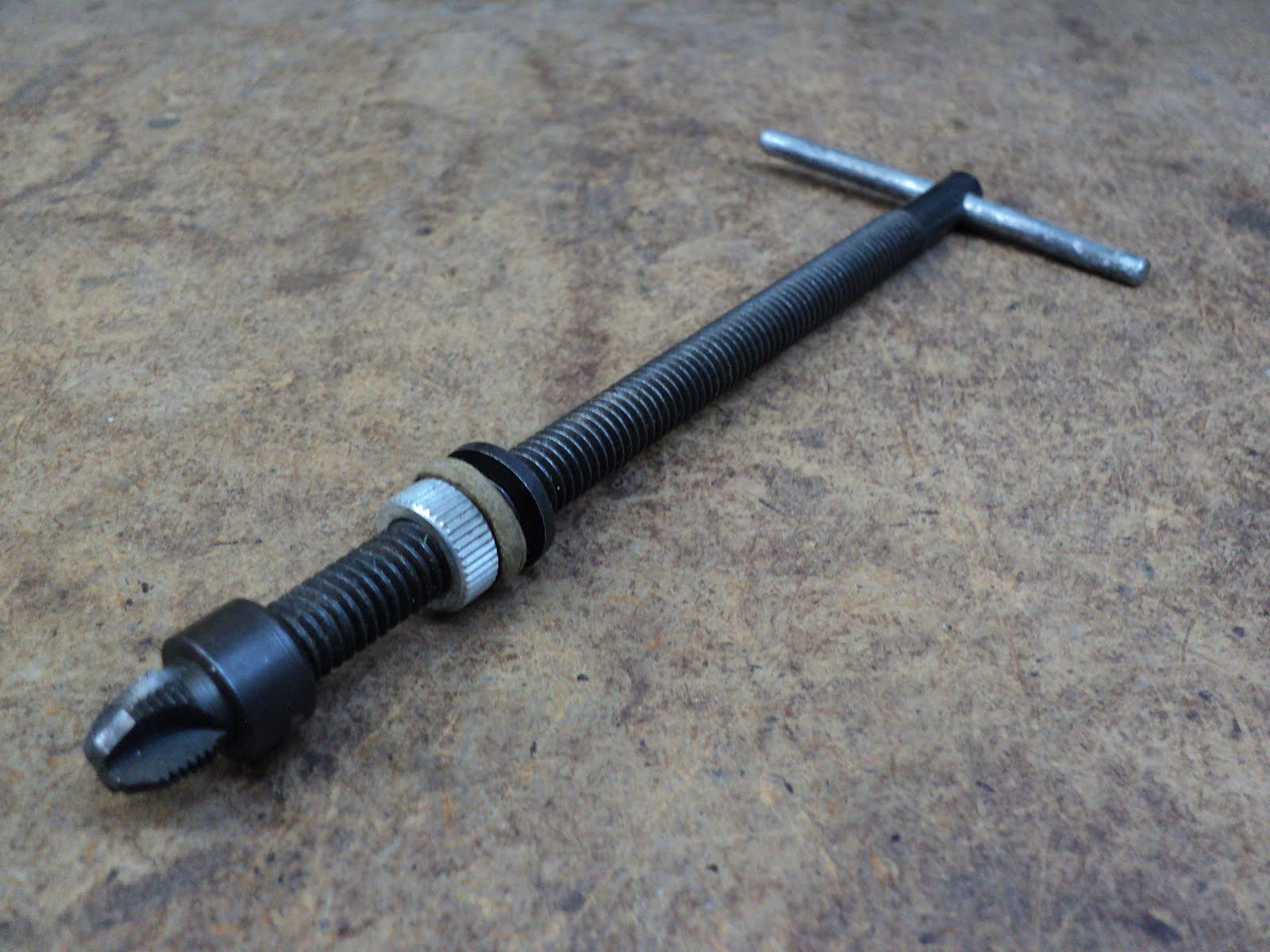 The Whole Garage Catalogue: A Mystery Thread Chaser