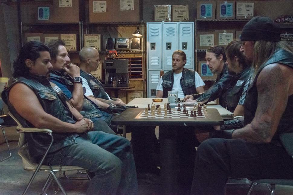  Sons of Anarchy - Suits of Woe - Review: "I Need The Truth"