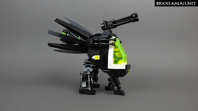 Blacktron-Mecha-Walker-01.jpg