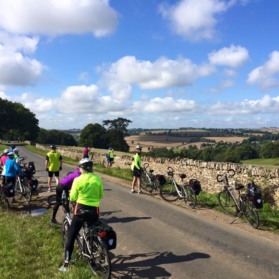 Cycling in UK road bike rental and in Oxford, South Cotswold and Bath