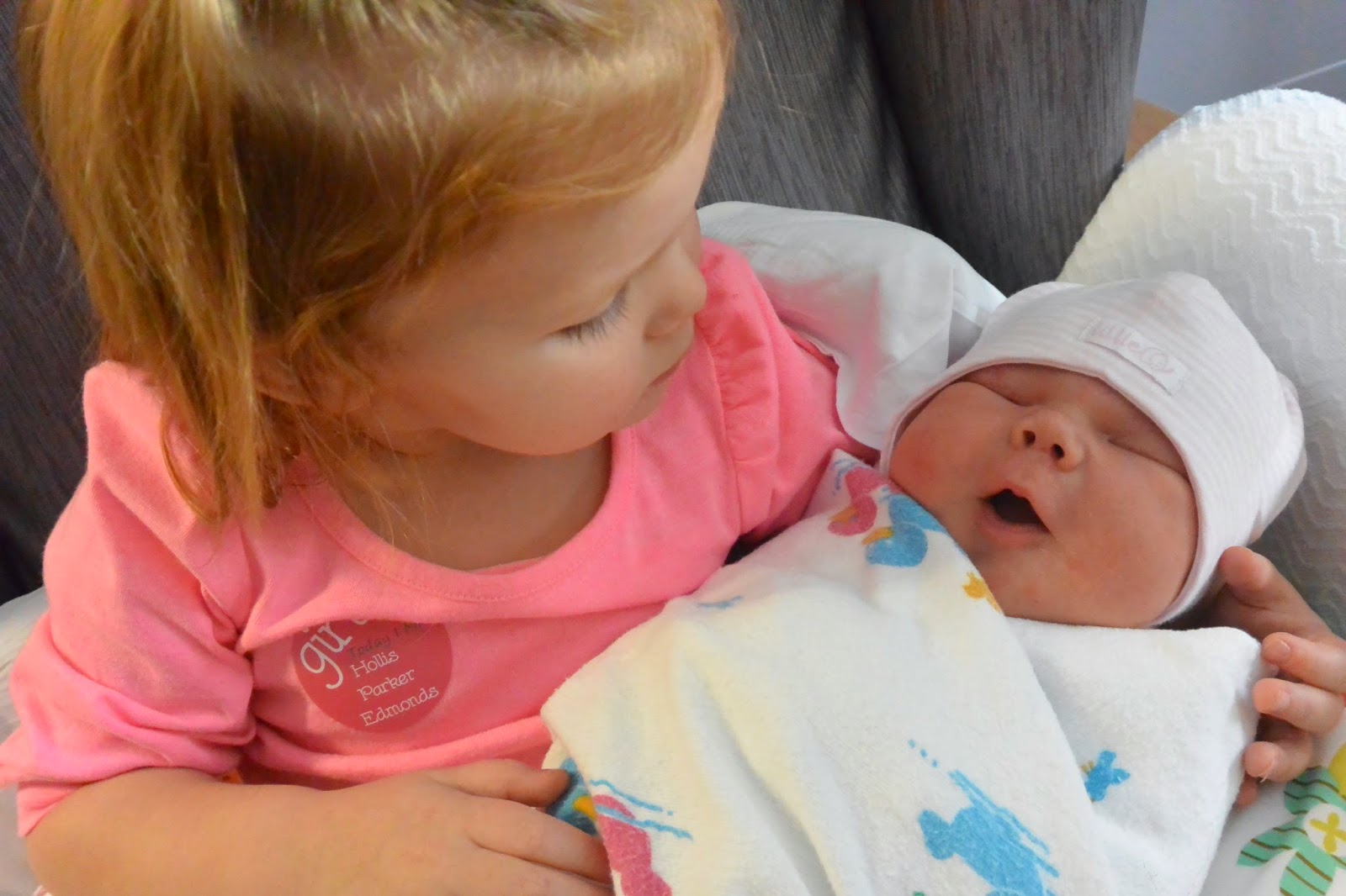 Little baby edmonds : Stella Meets Baby
