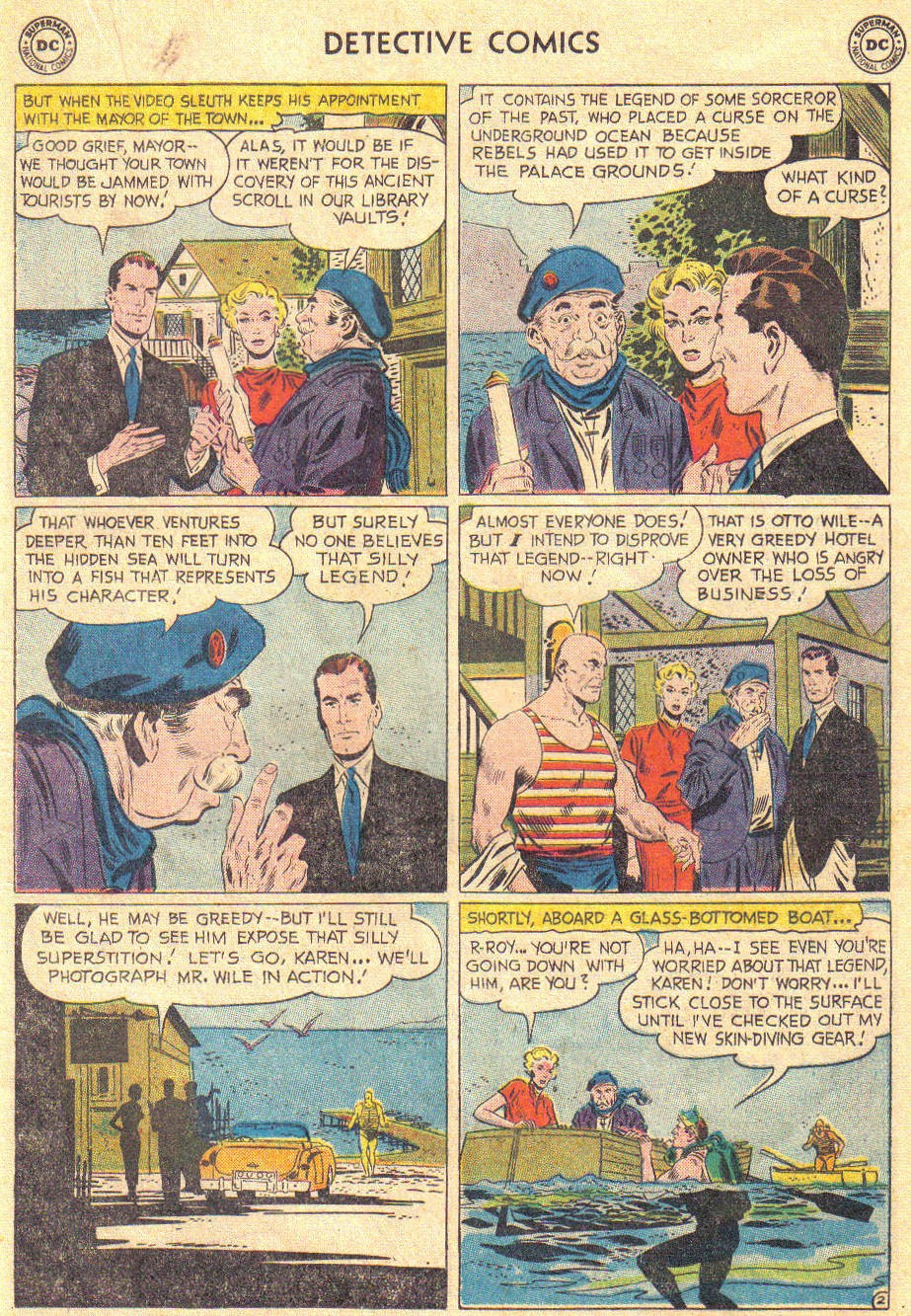 Read online Detective Comics (1937) comic -  Issue #267 - 19