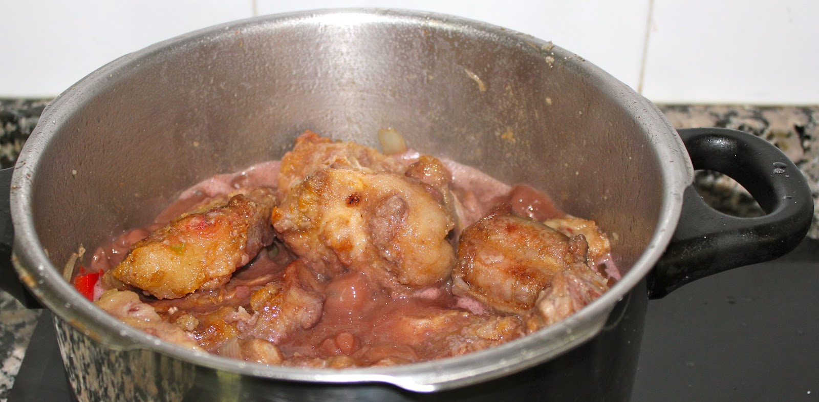 Cocinar es vivir y Bordar también: Rabo guisado al estilo de Mariajo ...