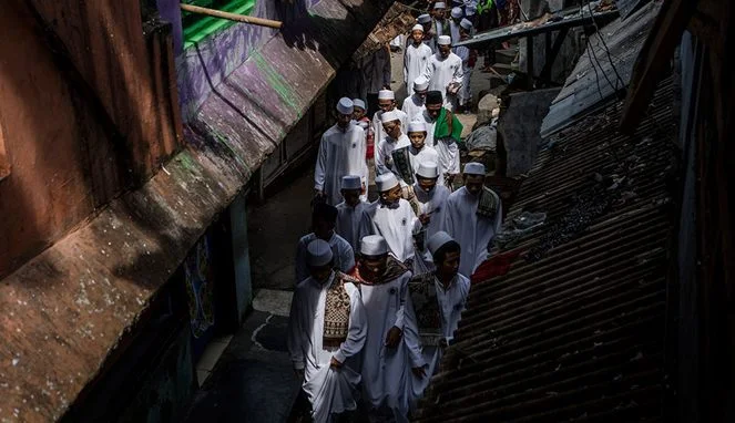 Mengintip 17.000 Santri Lirboyo Kediri Beraktifitas Di Pesantren