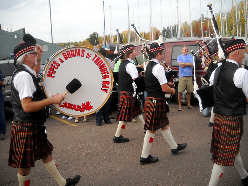 Art's Bayfield Almanac: 10/09/11 APPLEFEST PARADE TODAY, AND REPORTS OF