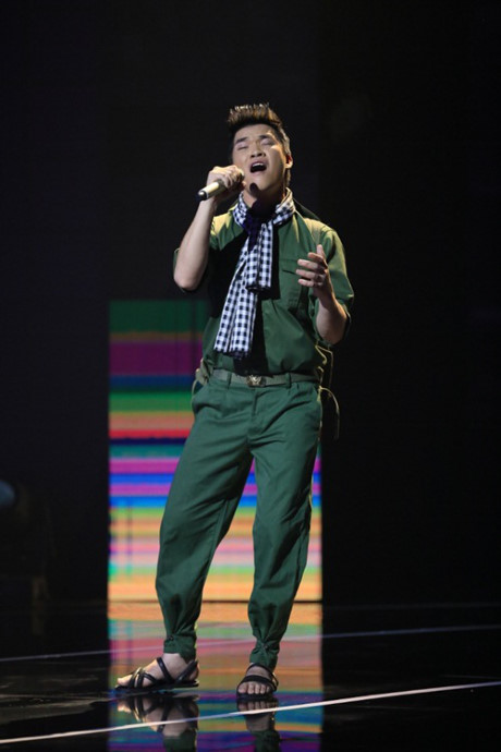 Tran Thanh - Hari Won - Viet Trinh me met voi