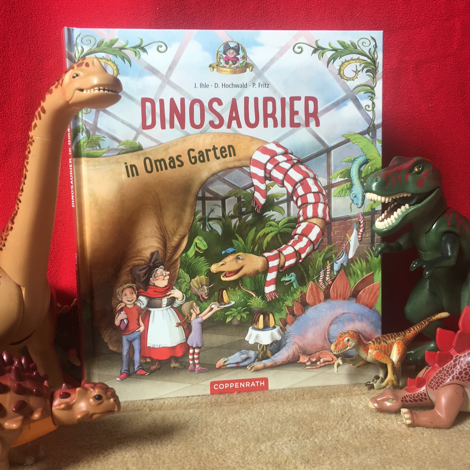 Kinderbuchblog Familienbücherei Dinosaurier in Omas Garten