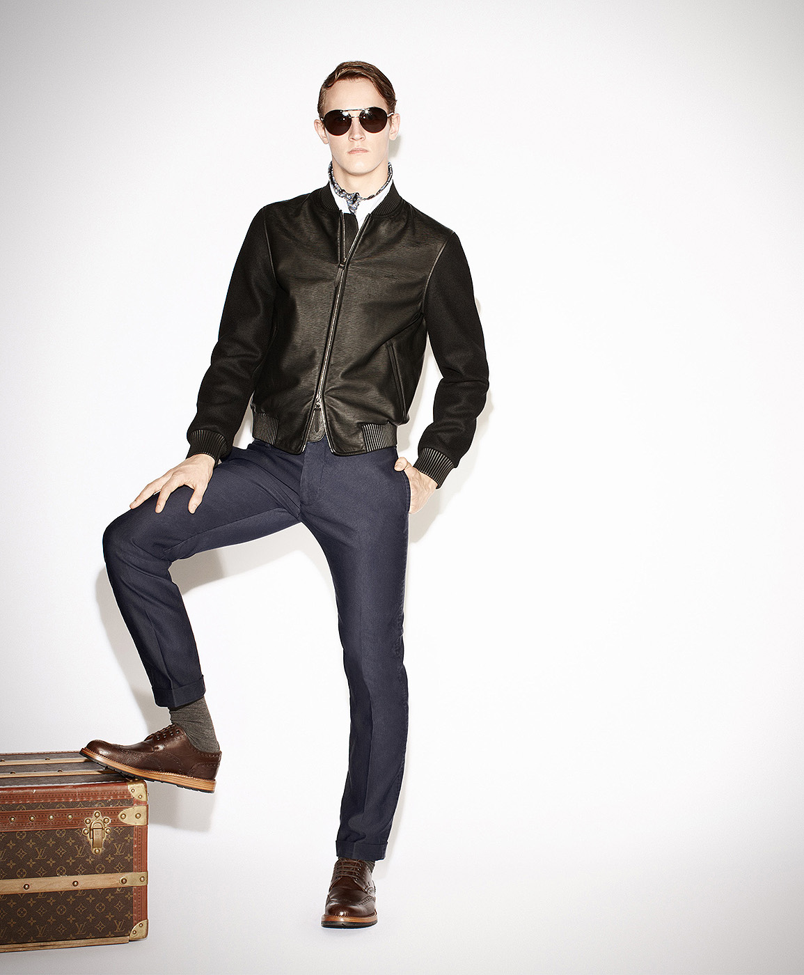 луи виттон последняя коллекция мужская. луи виттон куртка мужская. мужская коллекция louis vuitton 2011 зима. куртка луис вьютон. луи одежда мужская.