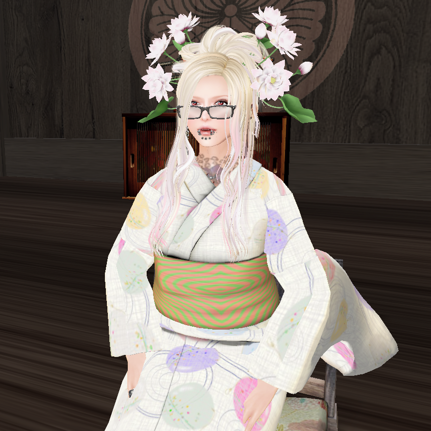 透き通るような白い肌に帯の色に合わせたアクセントカラーの髪が可愛らしいです(*´ェ`*)波野家様のミニスカ着物で生脚魅惑のマーメイドですね( \u0027ω\u0027)〃バントウ的にも