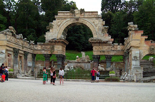 Schönbrunn ruiny Schoenbrunn ruiny