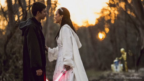Bo anh cuoi phong cach Star Wars cua cap doi yeu nhau 8 nam - Anh 5