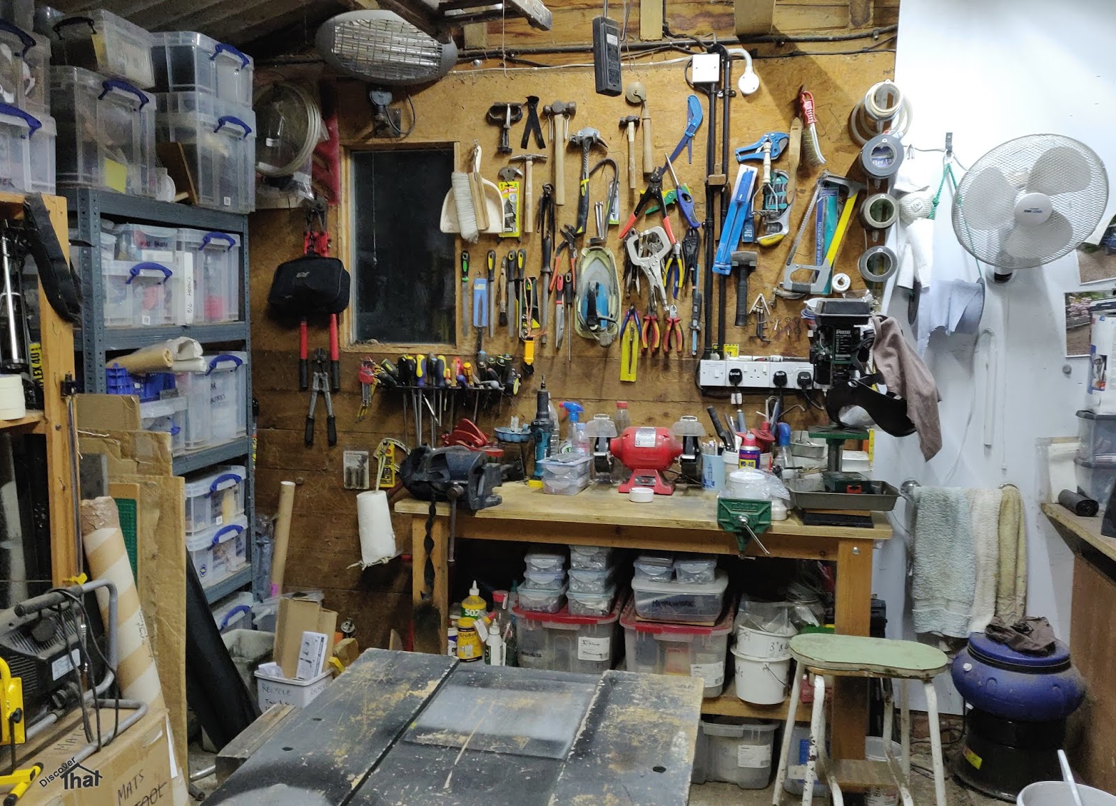 DiscoverThat Journal Shed racking