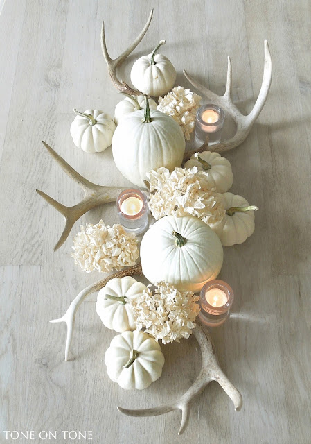 Thanksgiving Decor Ideas | www.housewivesofriverton.com