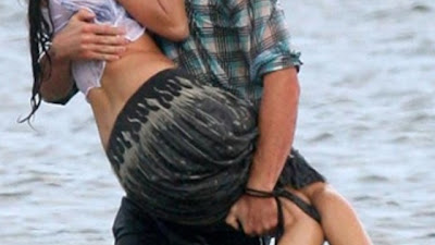 Miley-cyrus-and-Liam-Kissing