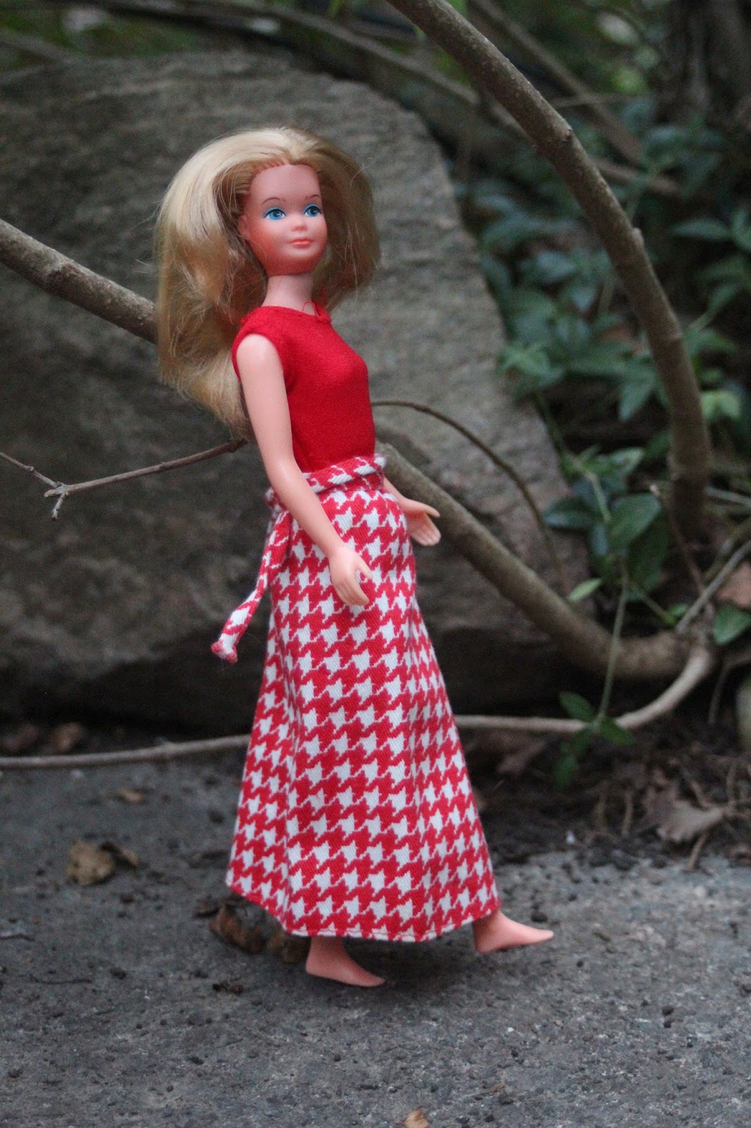 GROWING UP SKIPPER Barbie doll with original outfit, red flats