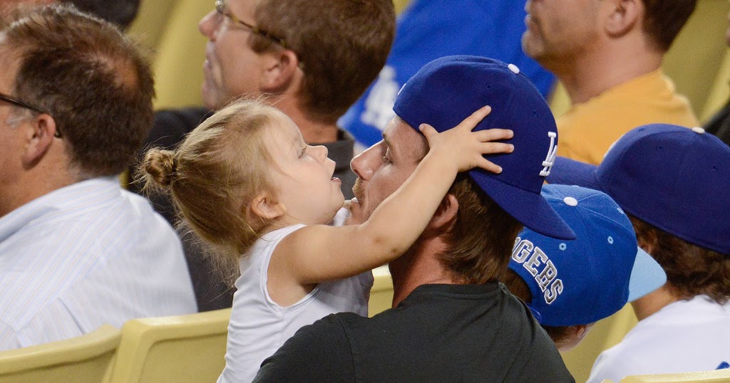 Celeb Diary: David Beckham cu familia la un meci de baseball