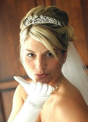 Peinado de novia con cara ovalada Peinado de novia con cara ovalada